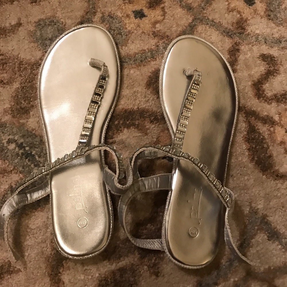 Sliver metallic fancy sandals